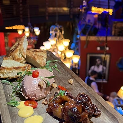 SHOW AND DINNER